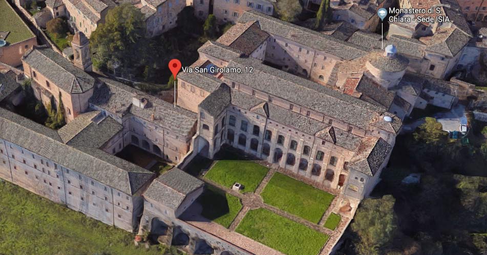 Monastero Santa Chiara Cortile Urbino